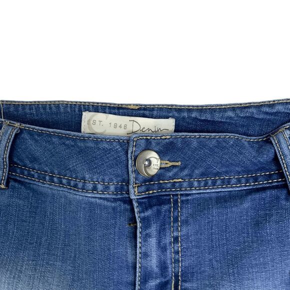 C est. 1946 Women's size Stretch denim Cutoff patched distressed 4" Jean shorts - Picture 7 of 15